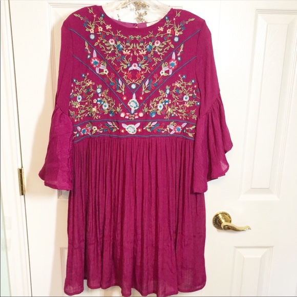 Umgee Dresses & Skirts - Umgee Boho Embroidered Flutter Sleeves E1-1580